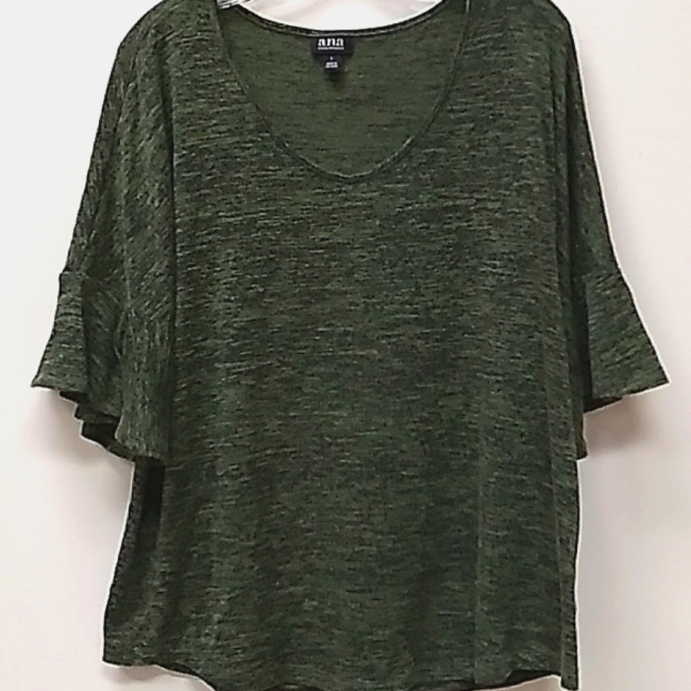 a.n.aA New Approach, ladies knit top Large green